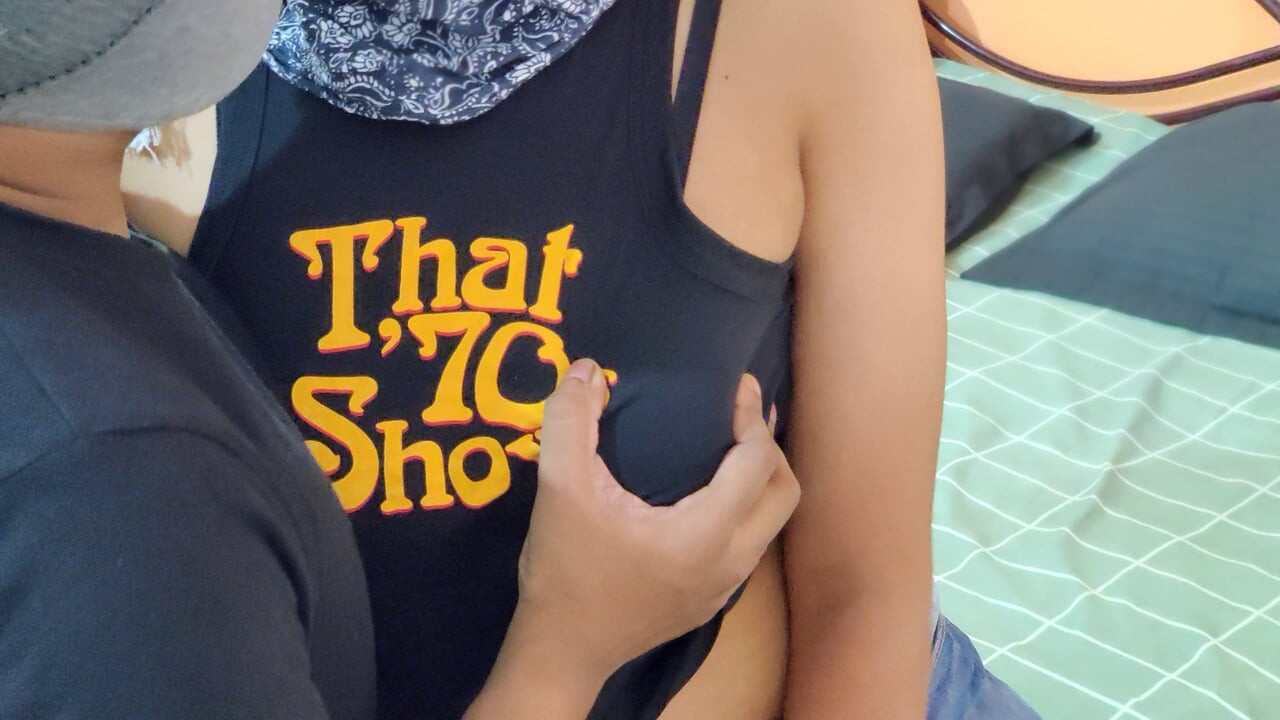 Gadis Malaysia Hot Bersetubuh Dengan Jirannya.