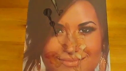 Cum haraç - demi lovato