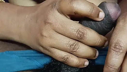 Mallu wife showing big boobs