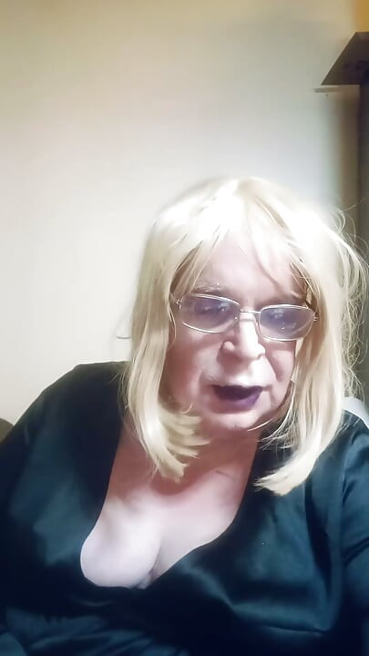 Part 1 - BBW TV discussing her many years in the BDSM and Kink world