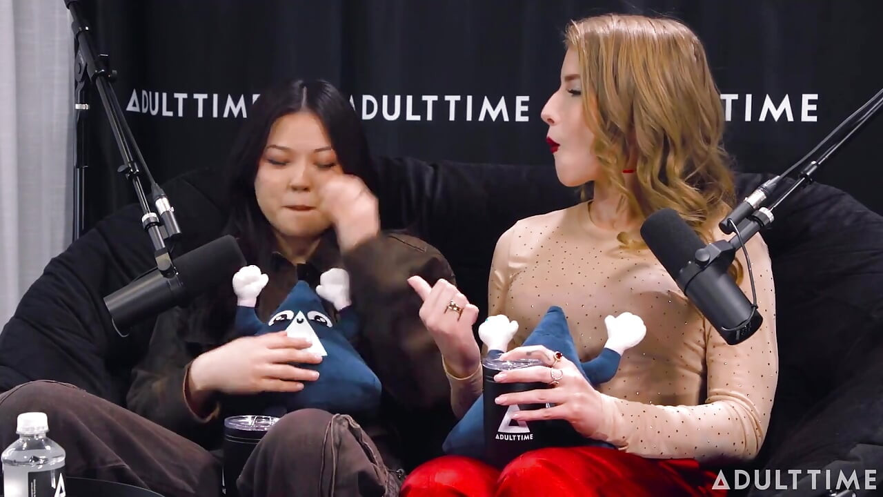 Lulu Chu &Octavia Red Good Literotica, Gooning &Escaping Camp Conversion | o podcast Adult Time