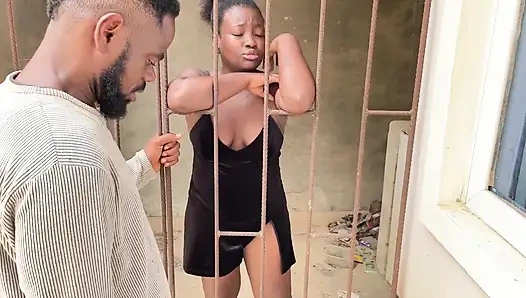 Пришел навестить меня в тюрьму, в конечном итоге трахнул меня