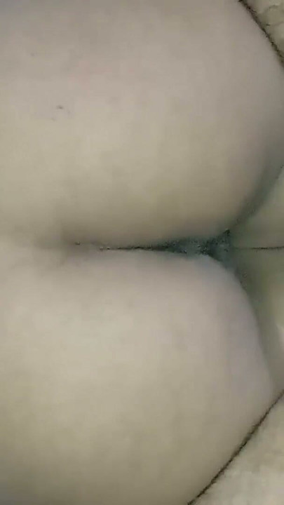 כפרית מוסלמית צעירה מקבלת אנאלי חם עם כוס חמודה בסקס הארדקור "פעם ראשונה אנאלי גנד פאד צ'ודאי קווארי… | קליפ 1
