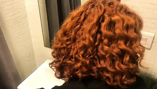 Анальный секс в ванной дома с пасынком