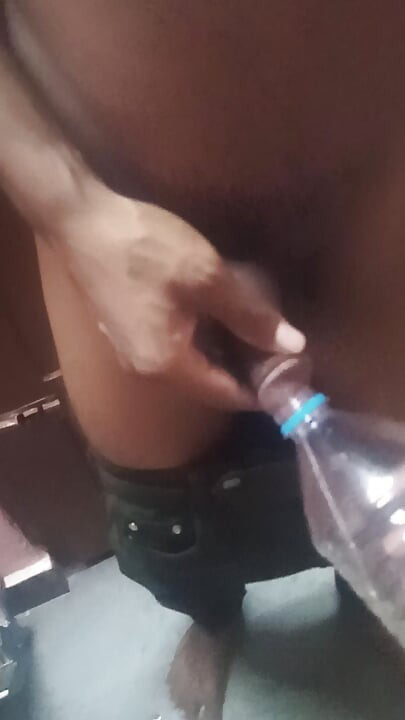 I need to sex with a friend who has a Desi boy cock
