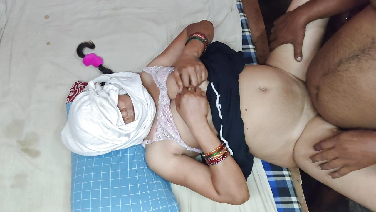 Indian viral porn star Anjali bhabhi Bihari village boyfriend enjoying pusssy lover