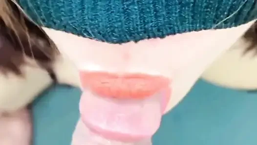 Bu Asyalı Adam Bana Sıçradı