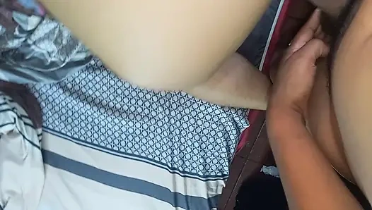 Kız bir çeteye katılmak için sikiliyor