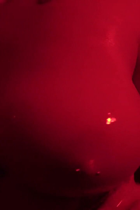 Oily Red Room Ride