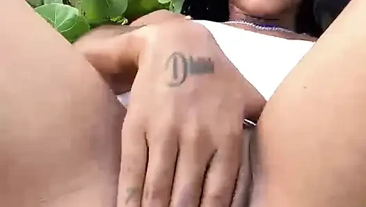 HOT DOMINICAN MAKES SQUIRT IN THE SEA