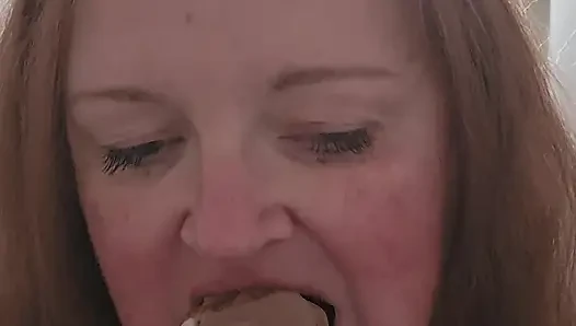 Makan es krim bisa sangat seksi