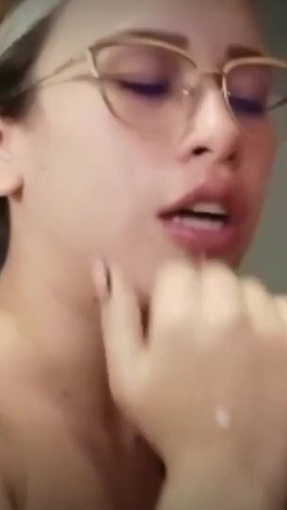 Deep blowjob with a beautiful horny Latina... I cum in his angelic face | Clip 1