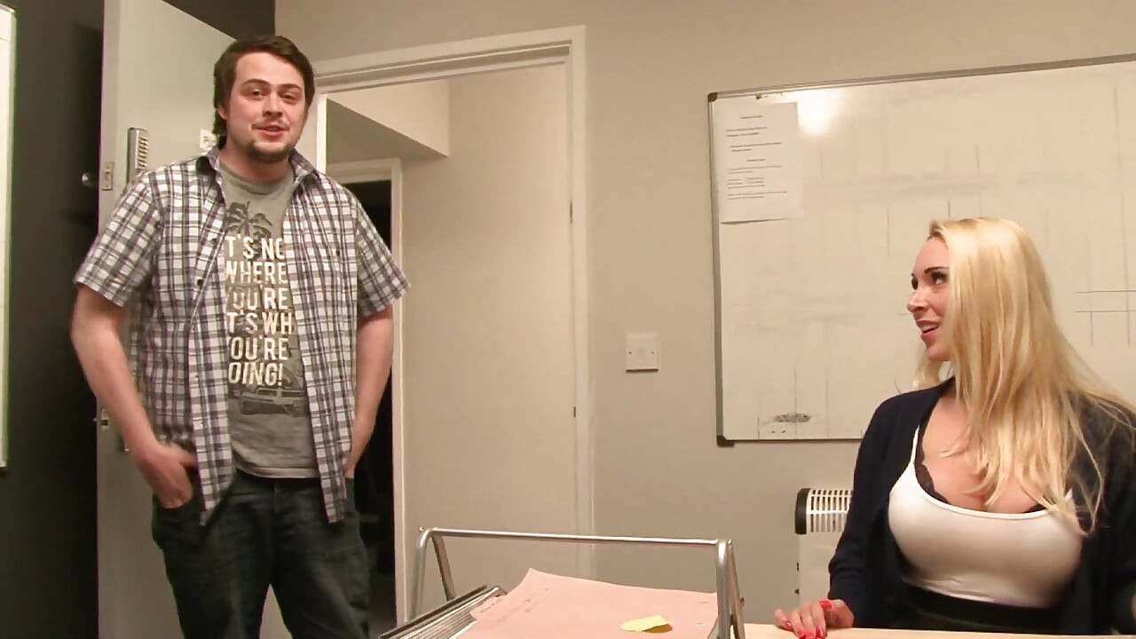 Secretary babe fucked in the office from big cock dude