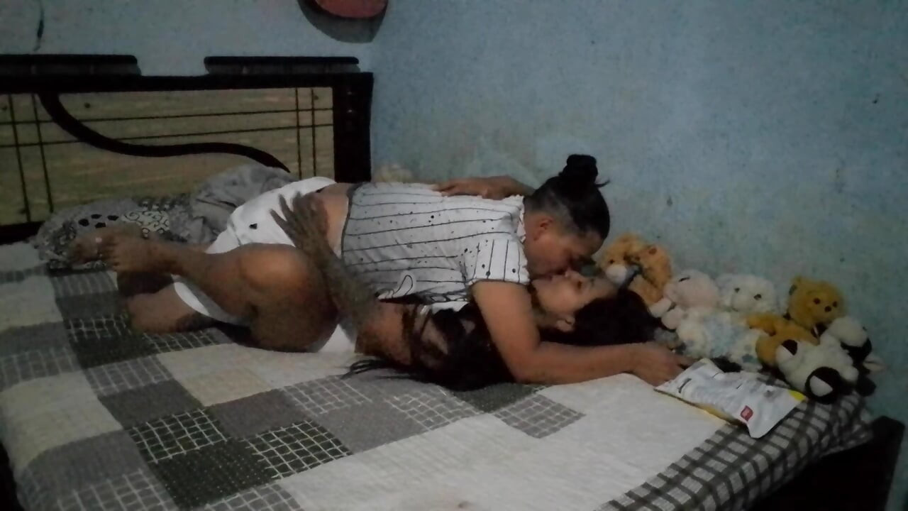 My husband will never suspect that I have a sexual relationship with my best friend