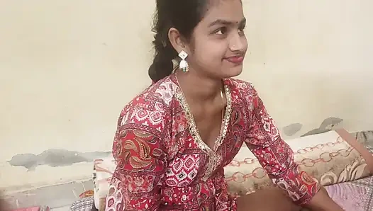 Hintli kız arkadaş birkaç gün sonra romantik bir araya geliyor - odasında samimi anlar