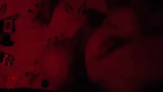 Erkek arkadaşım beni Hintli kaltak gibi sikiyor