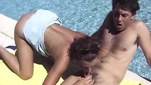 Pantat cewek cantik perancis dientot habis-habisan