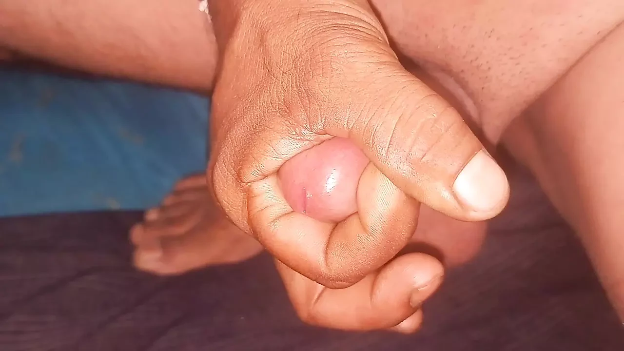 Who likes watching Indian cock masturbation