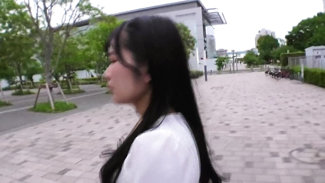 Part 1: Rika (22), a college student who earns easily for her scholarship repayment. Casual producer [Guaranteed to become a sex buddy → sucking on chin]