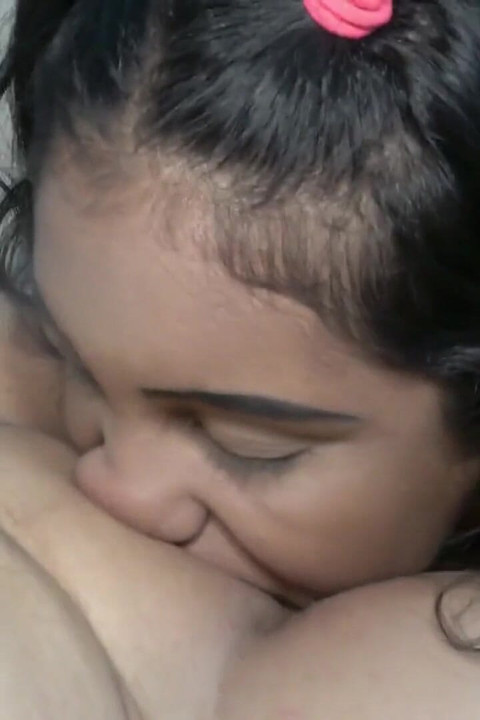 Sudut pandangan pertama lesbian episod 21 MILF Anabel dan Lara Paulini