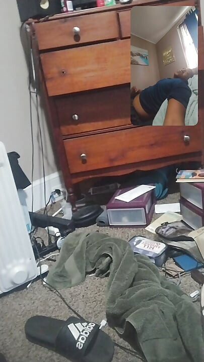 Des femmes salopes de mon quartier et moi levrette dans un gangbang dans notre ruelle de la maison
