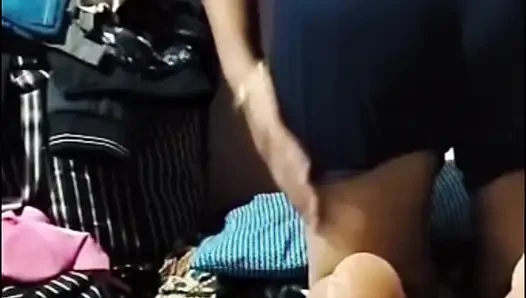 Sevimli kızların göğüsleri ve amcığı