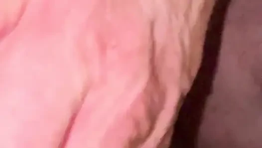 Üvey anne büyük yarakla sert sikişiyor ve boşalıyor