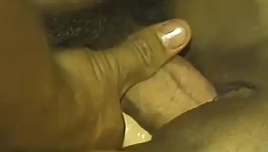 Amatör çift aşağı iniyor ve edepsizce