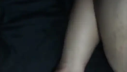 Daracık amına damlıyor