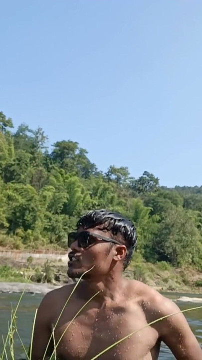 River advanture jordiweek video shoot korte time achanak camera Pani me gir goya | Clip 2
