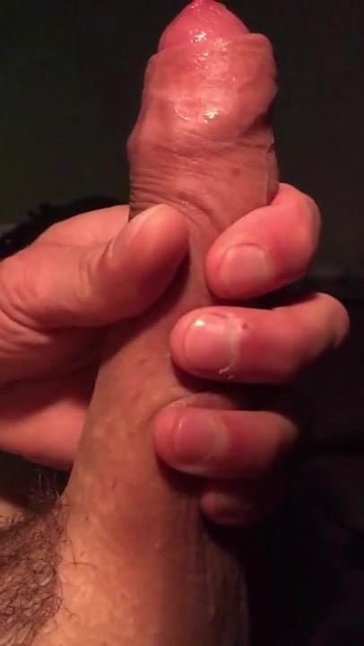 Uncut Cumshot Slow-mo