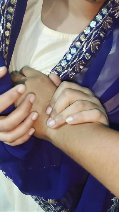 Kamvali ko jabran  chodai ki dogi isliye me