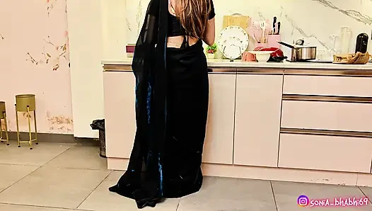 i sex with delivery guy when my husband is not in home. in hindi roleplay