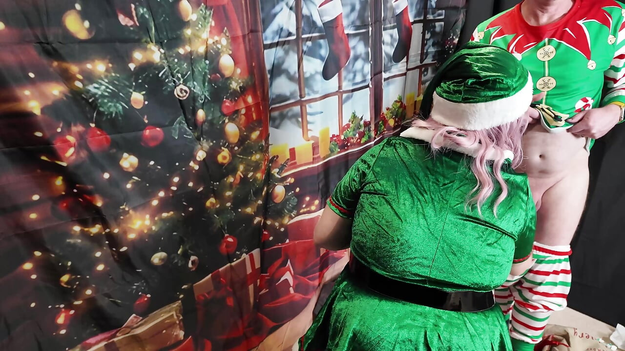 Hari ke-10 Diri di rak mainan seks