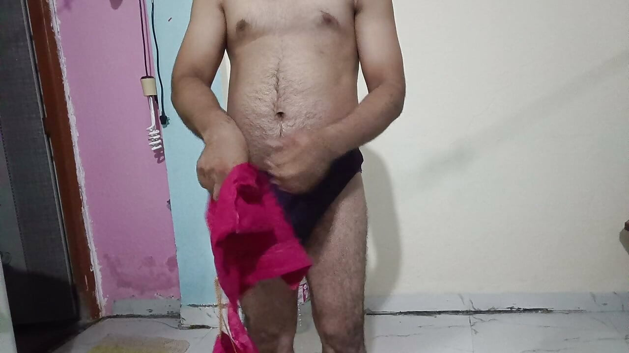 Mene apni sali ke blause pahan liye