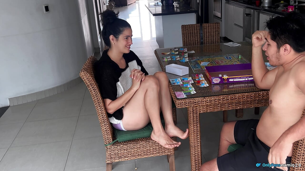 IF YOU LOSE I'LL EAT YOUR PUSSY AND YOU MY DICK