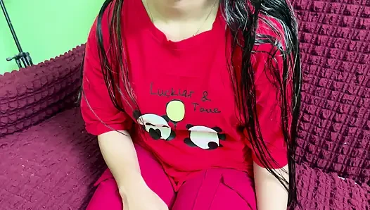 Adik tiri seksi indiaku senang banget ngentot sama aku