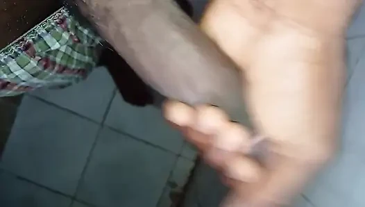 Mastürbasyon yapmak istiyorum ama yarak başka planlar yapıyor