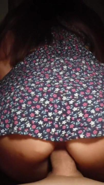 Detik ikonik dari "Hanya masukkan batang awak dan saya akan membantu awak pancut"