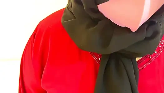 Ngentot tante seksi arab saudi sampai crot berkali-berkali
