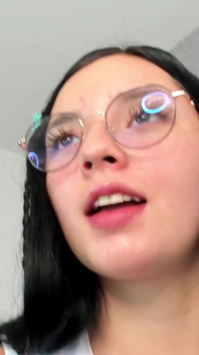 Must-see moment from "Hey papi puedo ser tu putita personal virtual? Me encanta disfrazarme como una chica inocente y putona"