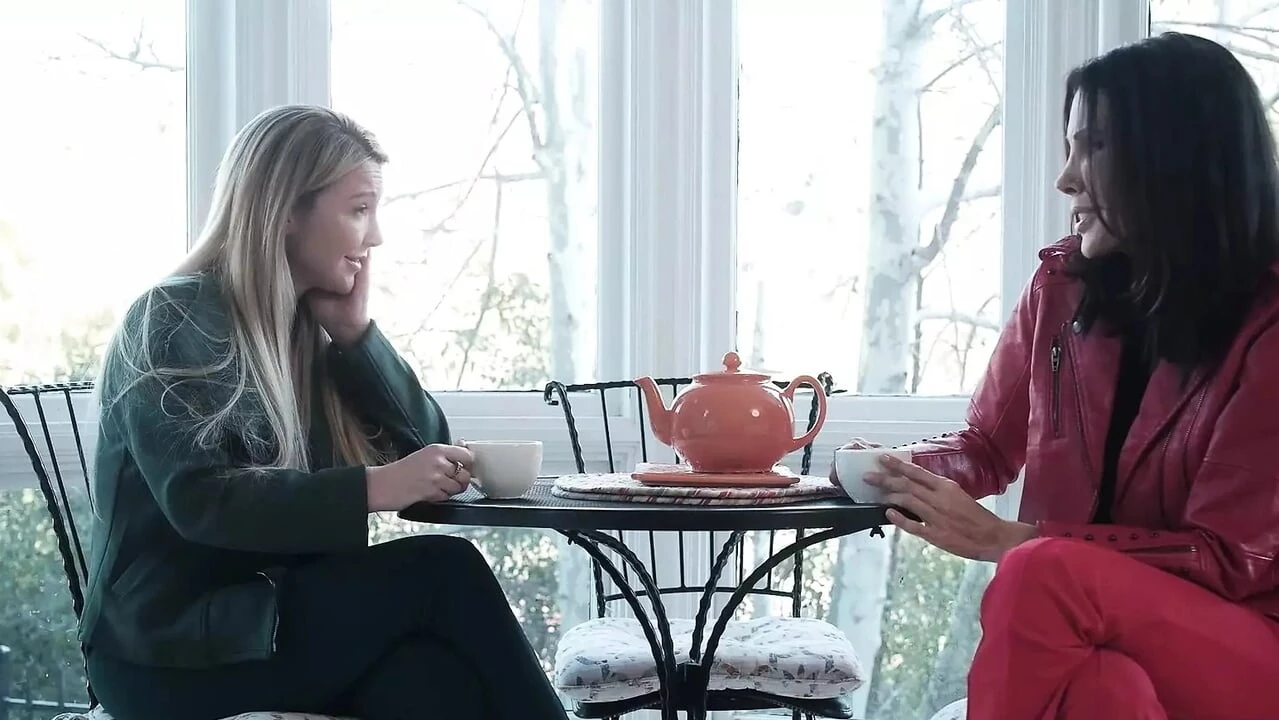 Big Titted Stepmom Is Surprised When Her 19yo Stepson Wants To Spend Time With Her - MomSwap