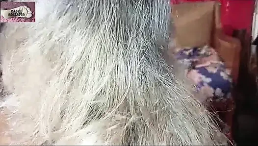 İtaatkâr Ayaklarini Seviyor Ve Sahibinin Sikini Emiyor 1