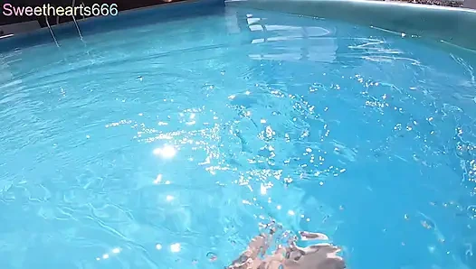 Kira Sweet sucks a dick of atranger