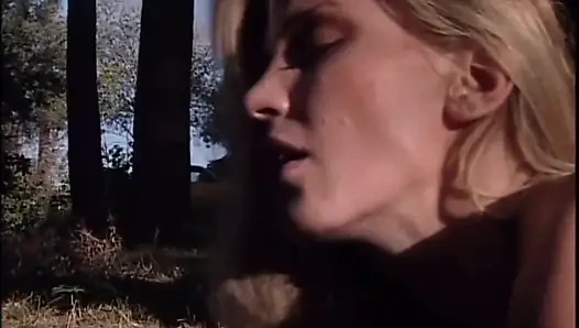 Outdoor Fuck with Beautiful MILF Cumshot in Mouth by a Big Cock