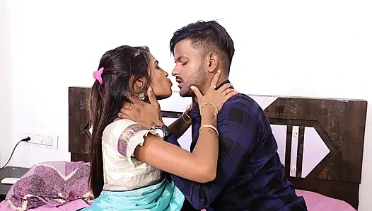 Heiße indische ehefrau vom besten freund ihres ehemanns hindi-sex gefickt