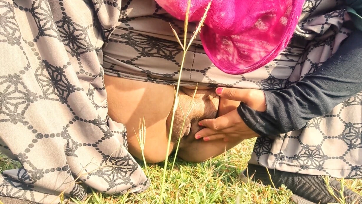 भारतीय गांव भाभी की उसके सौतेले भतीजे देसी द्वारा जंगल में जोरदार चुदाई भारतीय हिंदी सेक्स वीडियो