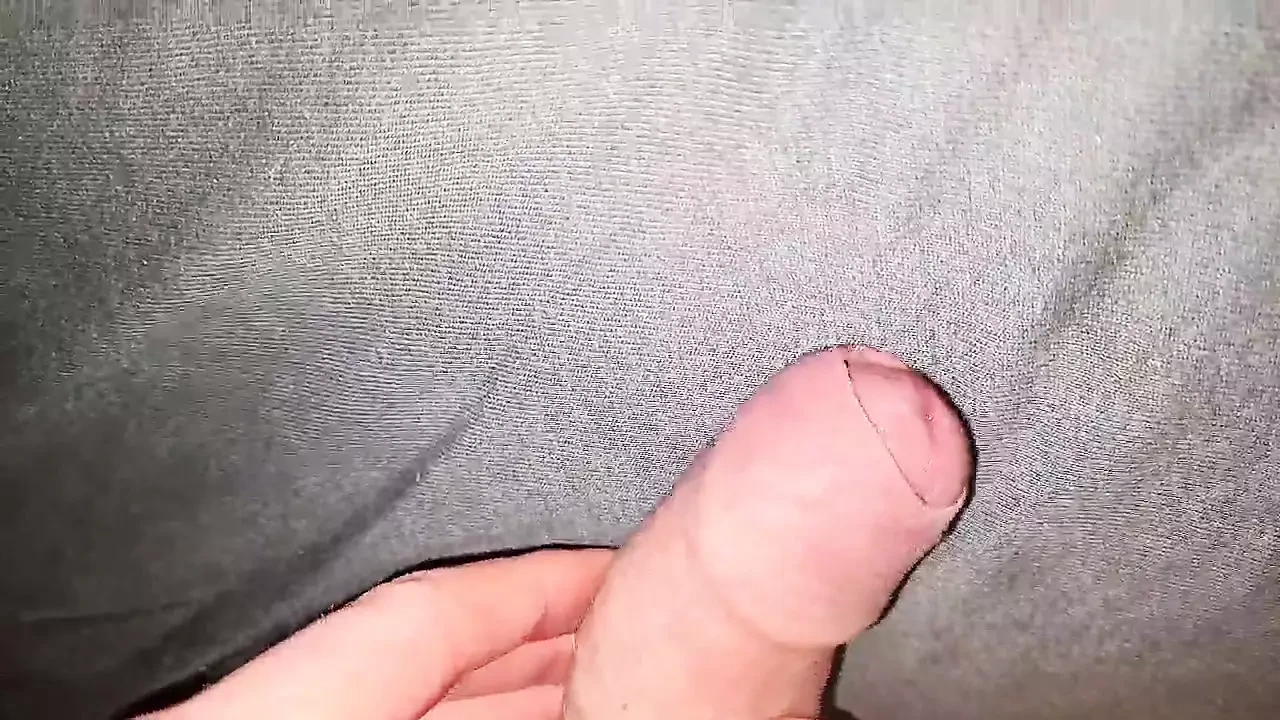 Schwanz am bett reiben