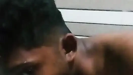 HeadmasdterDumbFag tuvalette oyun oynama cezası