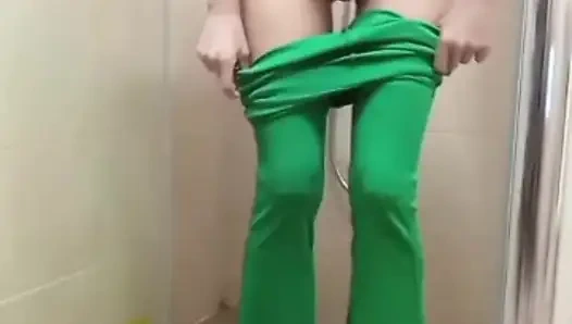 В душе, новый опыт, новая камера